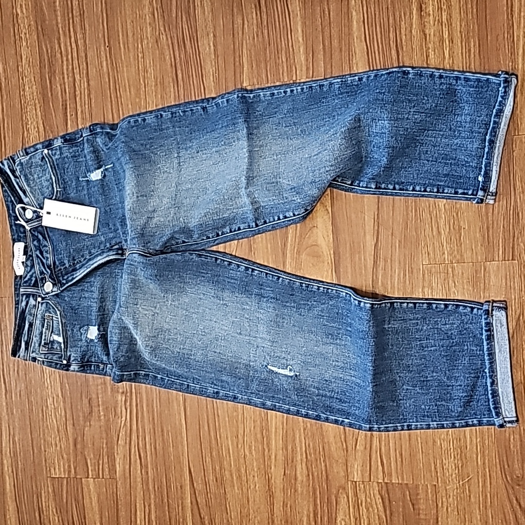 Nwt Risen Jeans